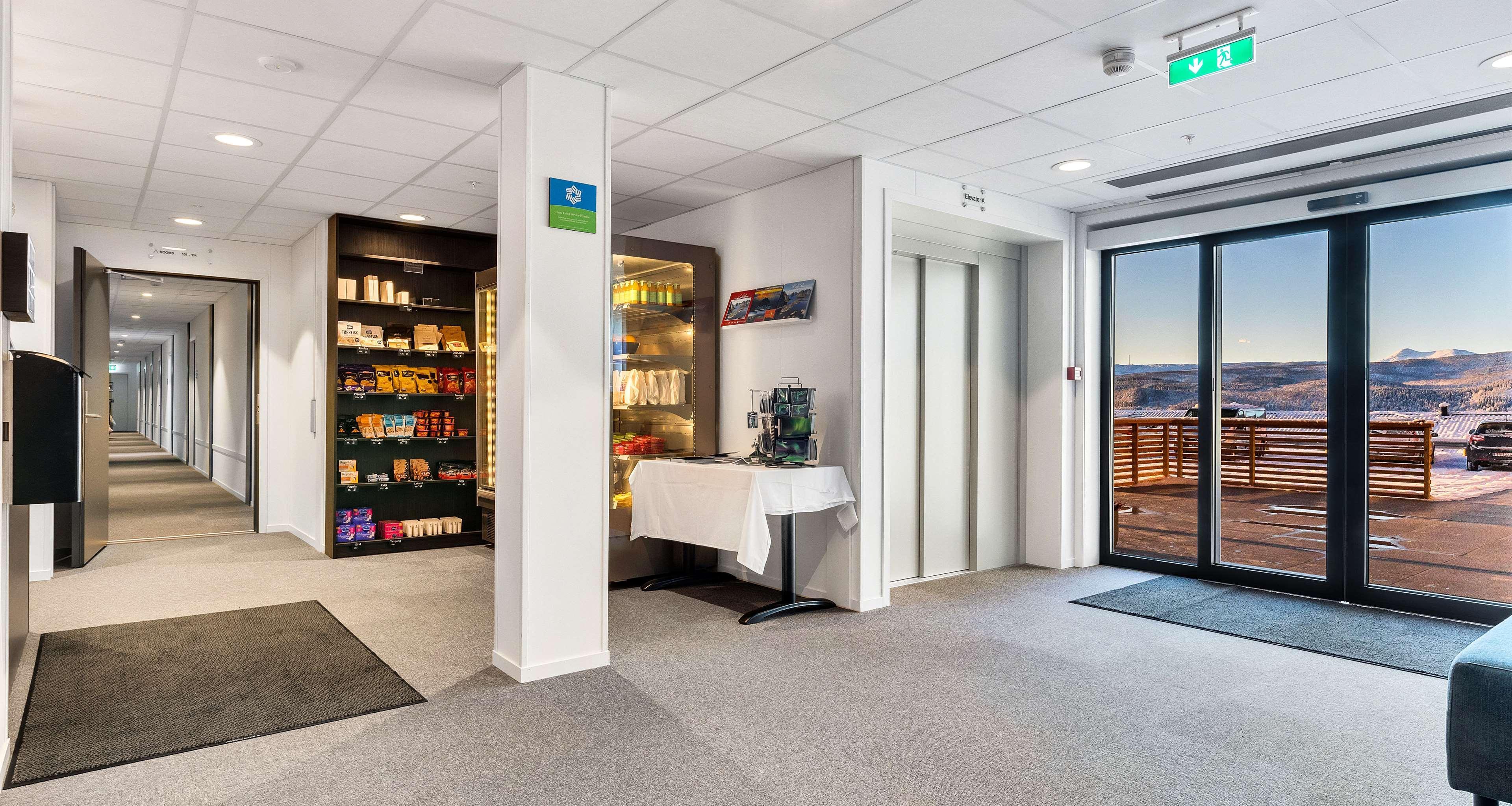 Aiden By Best Western Harstad Narvik Airport Evenesmarkja Luaran gambar